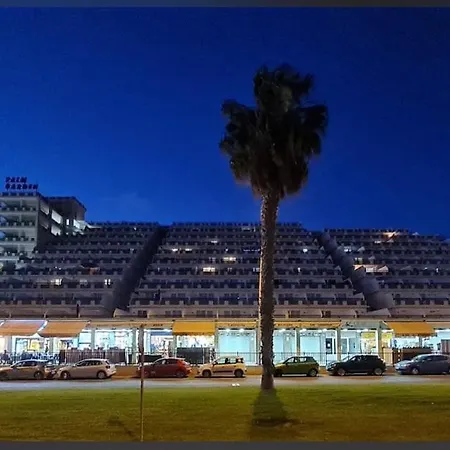 Seaview 414 דירה